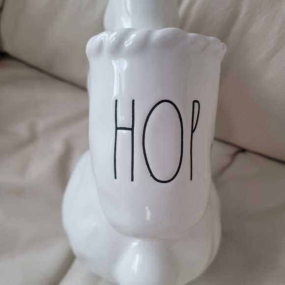 Large Rabbit Planter New w/Tags - Picture 3 of 10